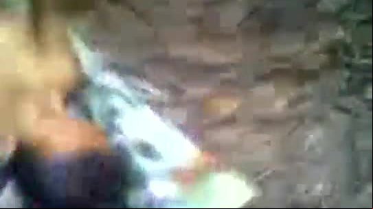 Anak ma jilbab ngentot di hutan