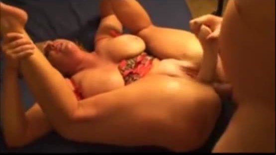 Chubby milf gets fucked in the asshole